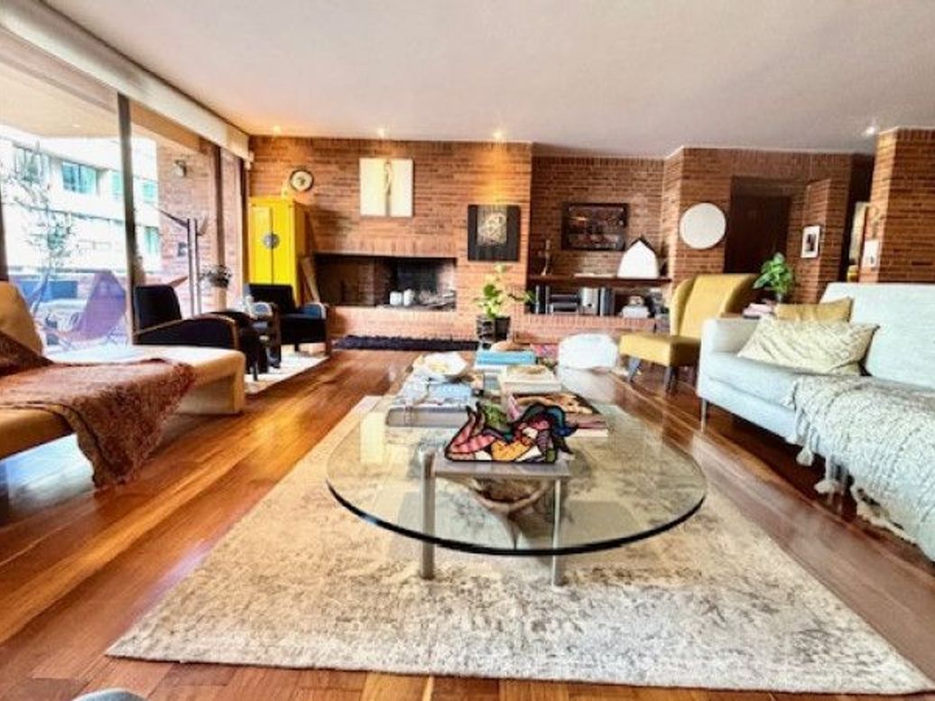 Apartamento de 3 alcobas en venta en Santa Ana Oriental, Bogotá, 251 m² · foto 3 de 20