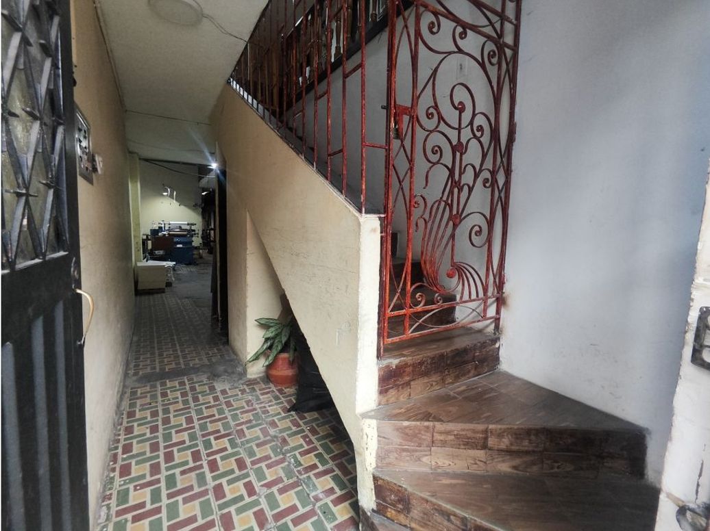 Casa de 5 alcobas en venta en La Estrada, Bogotá, 440 m² · foto 8 de 19
