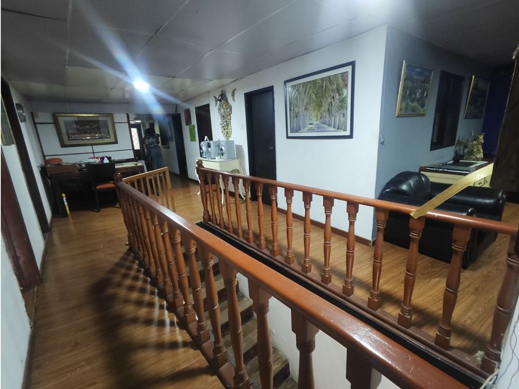 Casa de 5 alcobas en venta en La Estrada, Bogotá, 440 m² · foto 10 de 19