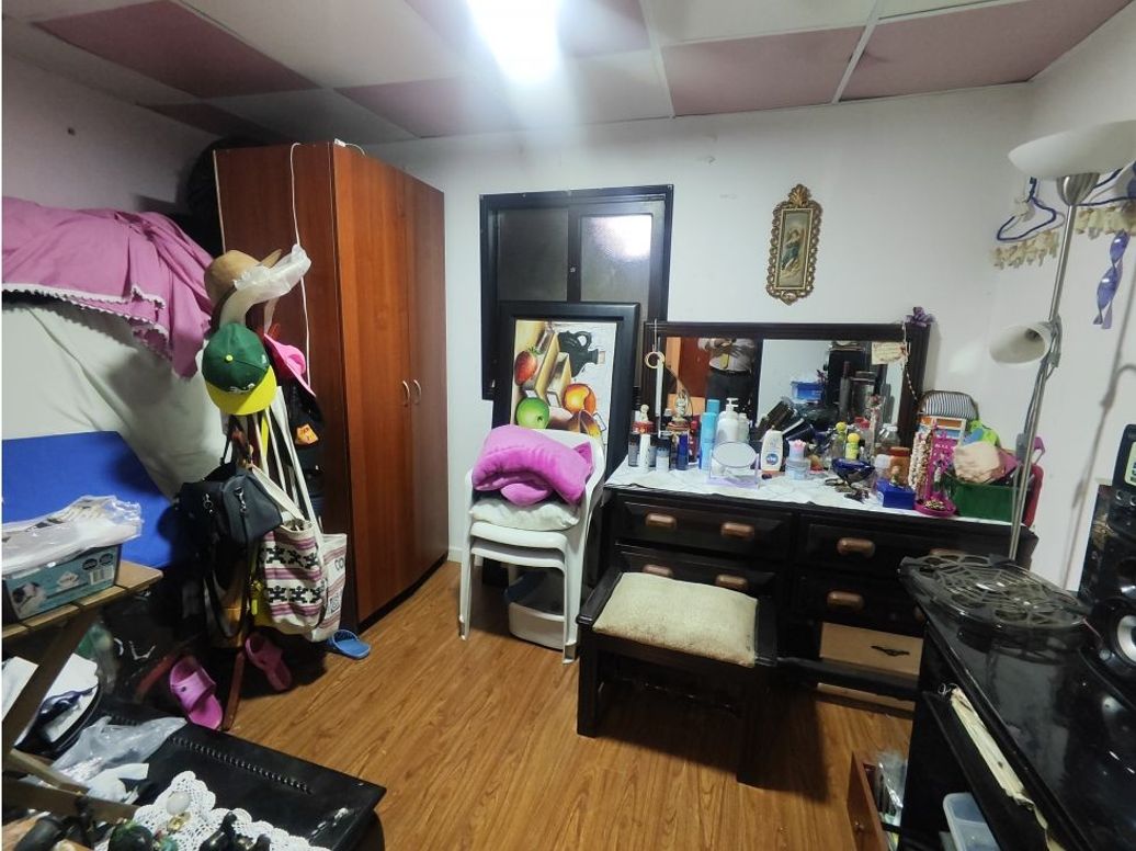 Casa de 5 alcobas en venta en La Estrada, Bogotá, 440 m² · foto 15 de 19