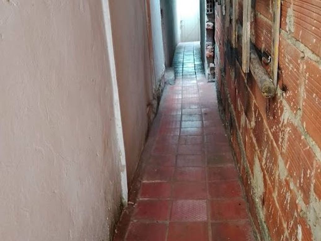 Casa de 15 alcobas en venta en La Victoria, Bogotá, 402 m² · foto 11 de 20