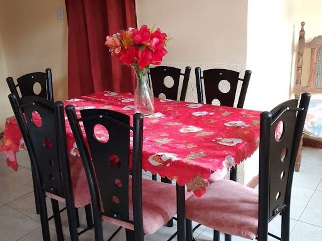 Casa de 15 alcobas en venta en La Victoria, Bogotá, 402 m² · foto 8 de 20