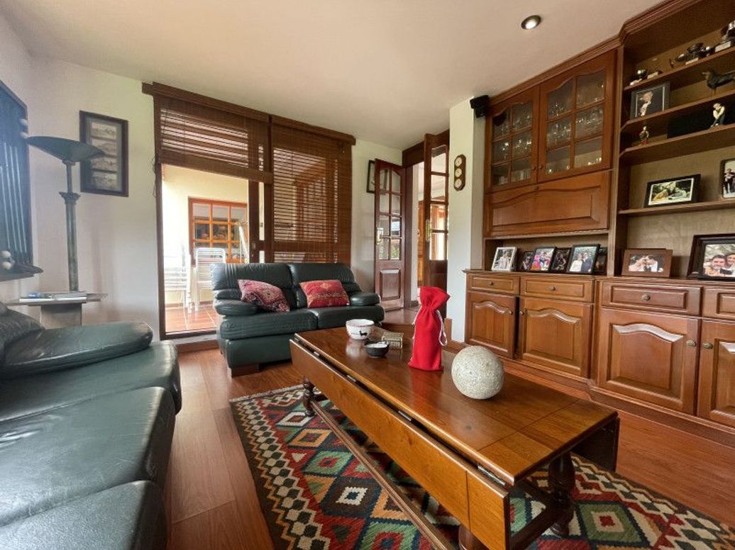 Casa de 4 alcobas en venta en Viveros, Bogotá, 440 m² · foto 9 de 20