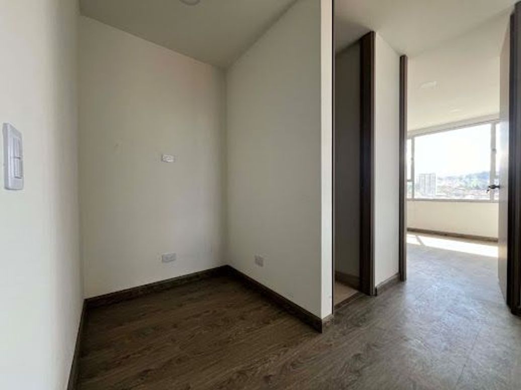 Apartamento de 4 alcobas en venta en Inglés Quiroga, Bogotá, 95 m² · foto 9 de 20