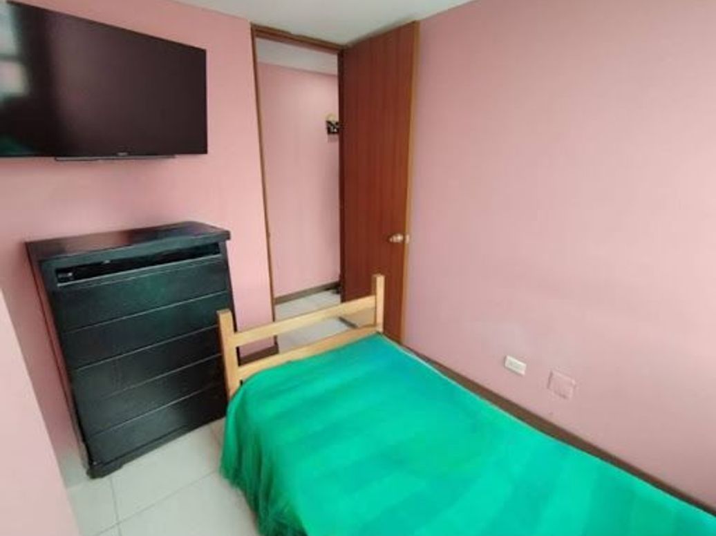 Apartamento de 3 alcobas en venta en Engativa Centro, Bogotá, 54 m² · foto 14 de 20
