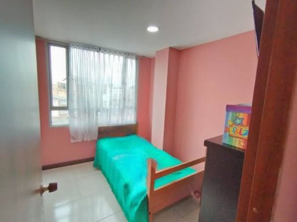 Apartamento de 3 alcobas en venta en Engativa Centro, Bogotá, 54 m² · foto 12 de 20