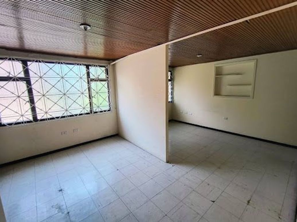 Casa de 17 alcobas en venta en Nicolas De Federman, Bogotá, 467 m² · foto 16 de 19