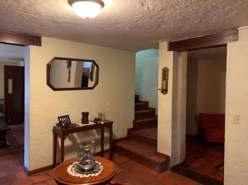 Casa de 3 alcobas en venta en Santa Barbara Central, Bogotá, 292 m² · foto 7 de 20