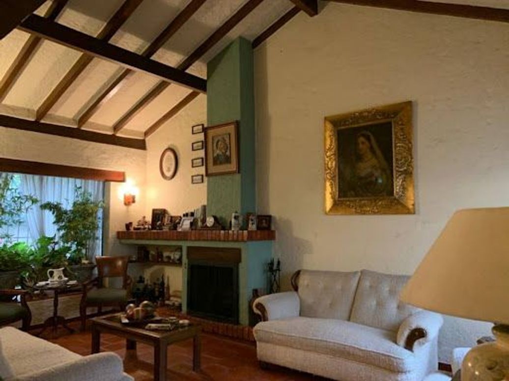 Casa de 3 alcobas en venta en Santa Barbara Central, Bogotá, 292 m² · foto 4 de 20