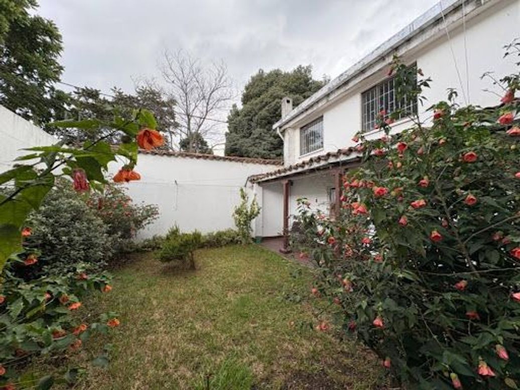 Casa de 4 alcobas en venta en Las Villas, Bogotá, 215 m² · foto 3 de 20