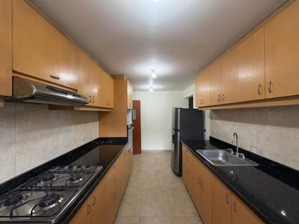 Casa de 4 alcobas en venta en Las Villas, Bogotá, 215 m² · foto 9 de 20