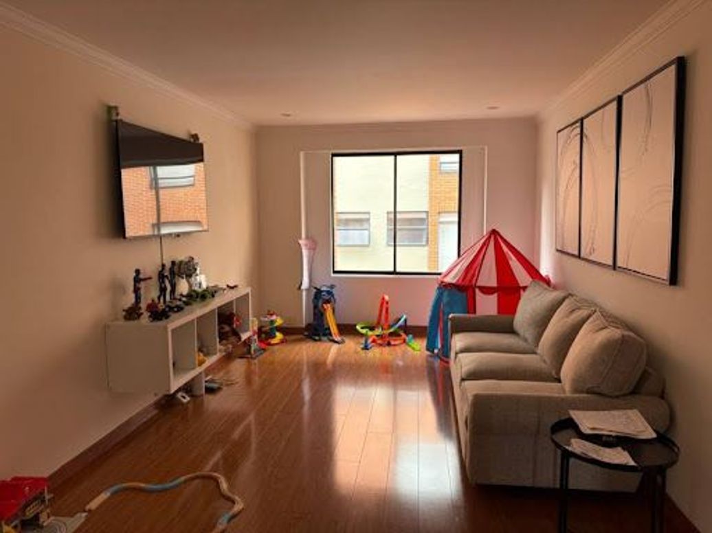 Apartamento de 3 alcobas en venta en Los Rosales, Bogotá, 262 m² · foto 10 de 20