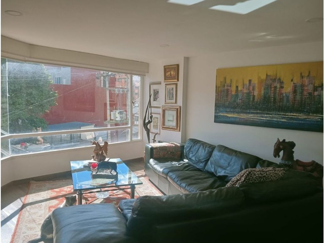Apartaestudio en venta en Cedritos, Bogotá, 175 m² · foto 3 de 20