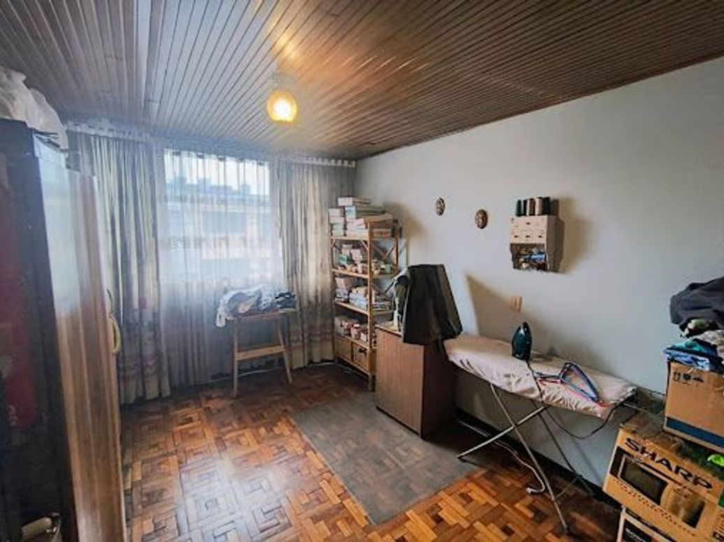 Casa de 5 alcobas en venta en Normandía, Bogotá, 274 m² · foto 16 de 20