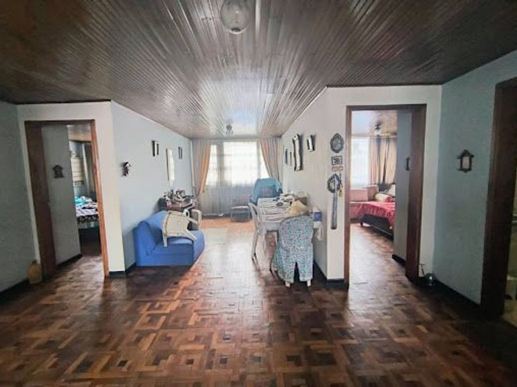 Casa de 5 alcobas en venta en Normandía, Bogotá, 274 m² · foto 13 de 20