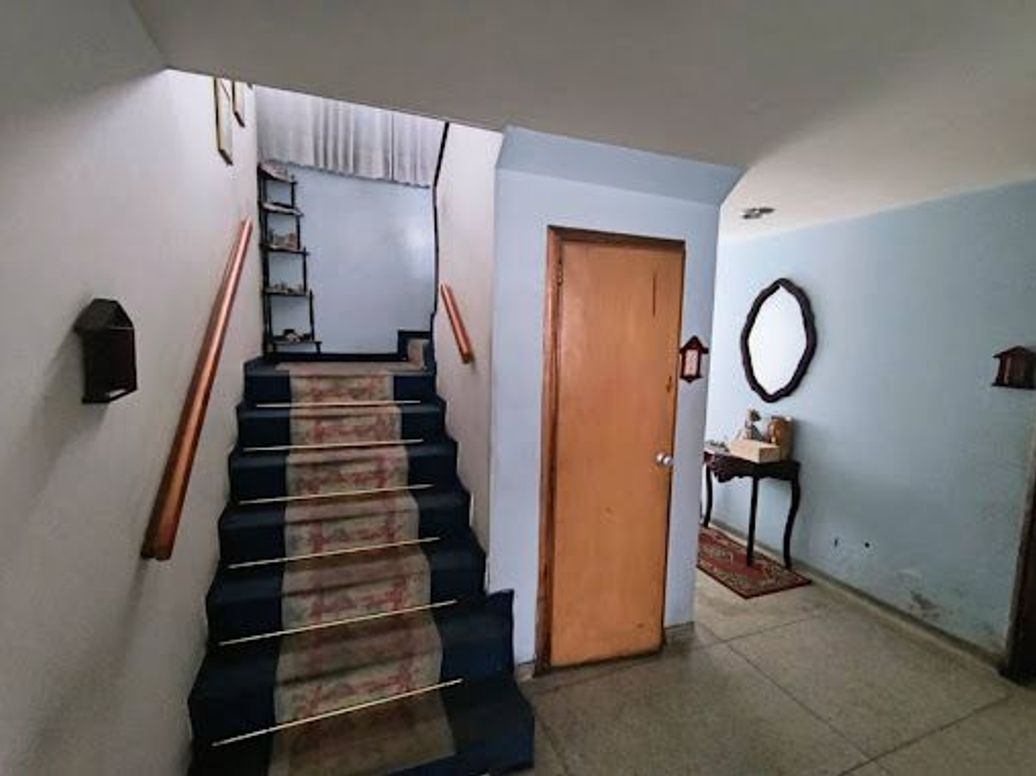 Casa de 5 alcobas en venta en Normandía, Bogotá, 274 m² · foto 11 de 20