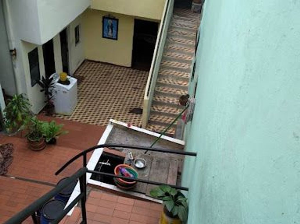 Casa de 8 alcobas en venta en La Victoria, Bogotá, 376 m² · foto 7 de 8