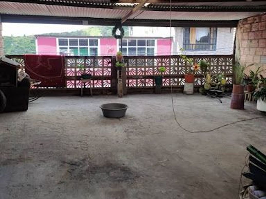 Casa de 8 alcobas en venta en La Victoria, Bogotá, 376 m² · foto 8 de 8