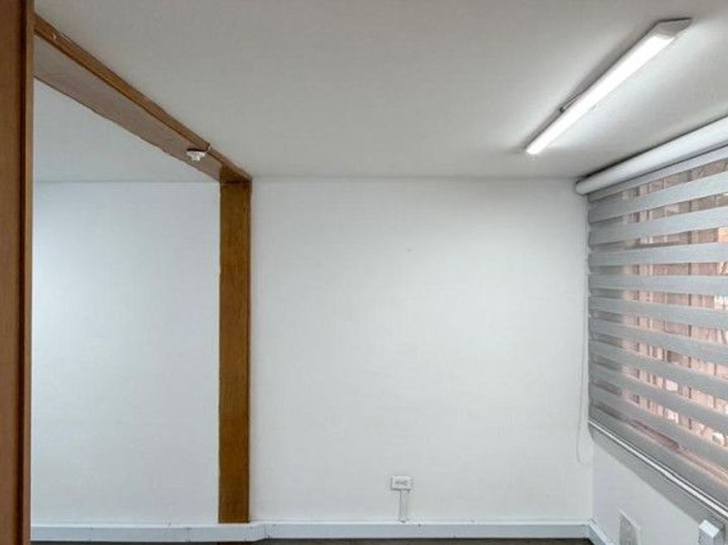Casa de 9 alcobas en venta en Estrella Del Norte, Bogotá, 430 m² · foto 7 de 20