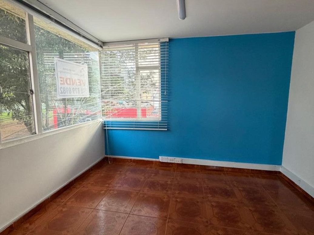 Casa de 9 alcobas en venta en Estrella Del Norte, Bogotá, 430 m² · foto 14 de 20