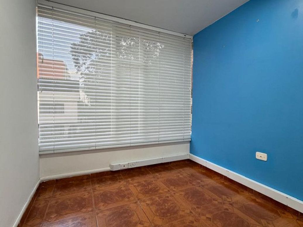 Casa de 9 alcobas en venta en Estrella Del Norte, Bogotá, 430 m² · foto 10 de 20