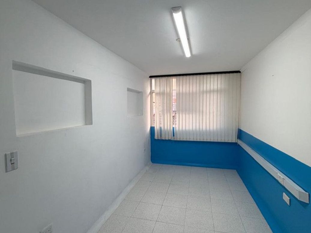 Casa de 9 alcobas en venta en Estrella Del Norte, Bogotá, 430 m² · foto 18 de 20