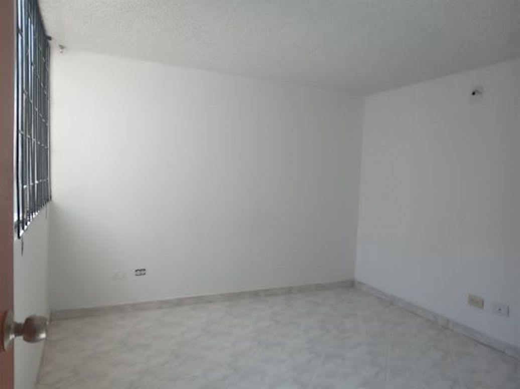Apartamento de 3 alcobas en venta en Primavera, Bogotá, 60 m² · foto 12 de 15