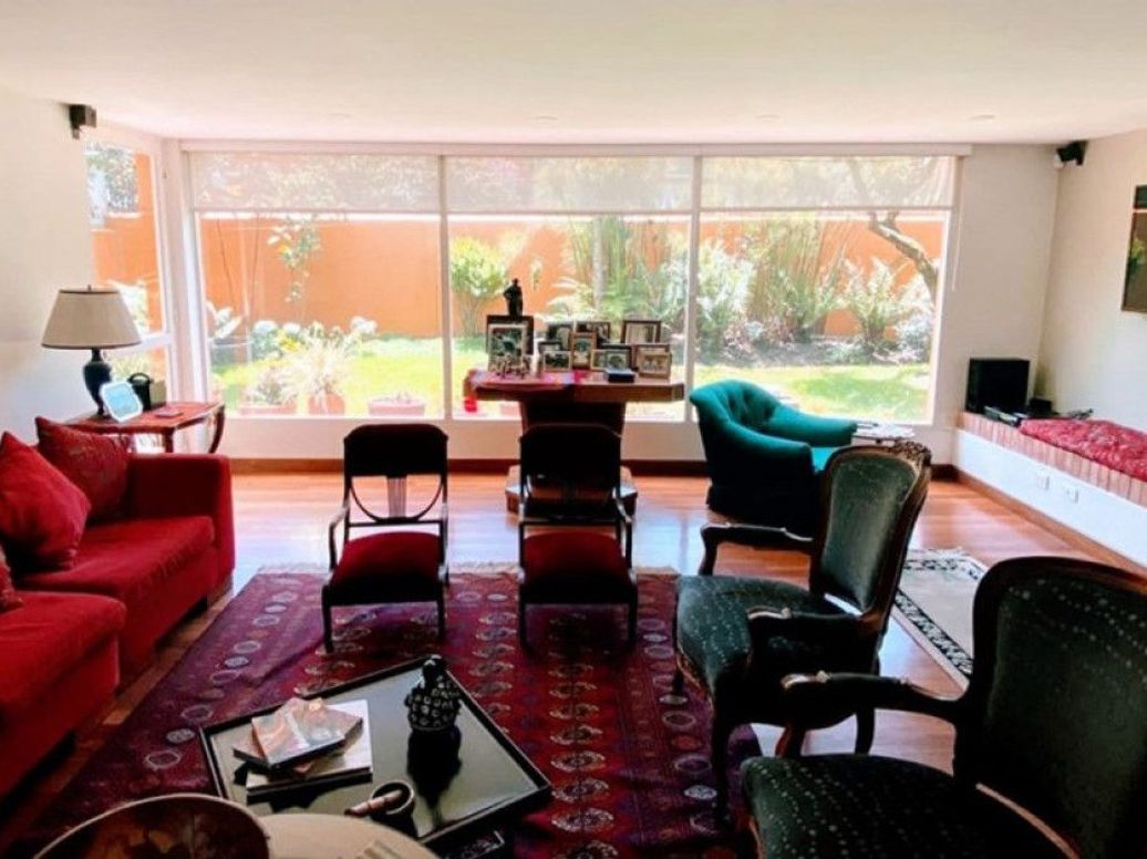 Casa de 4 alcobas en venta en Niza, Bogotá, 400 m² · foto 18 de 20