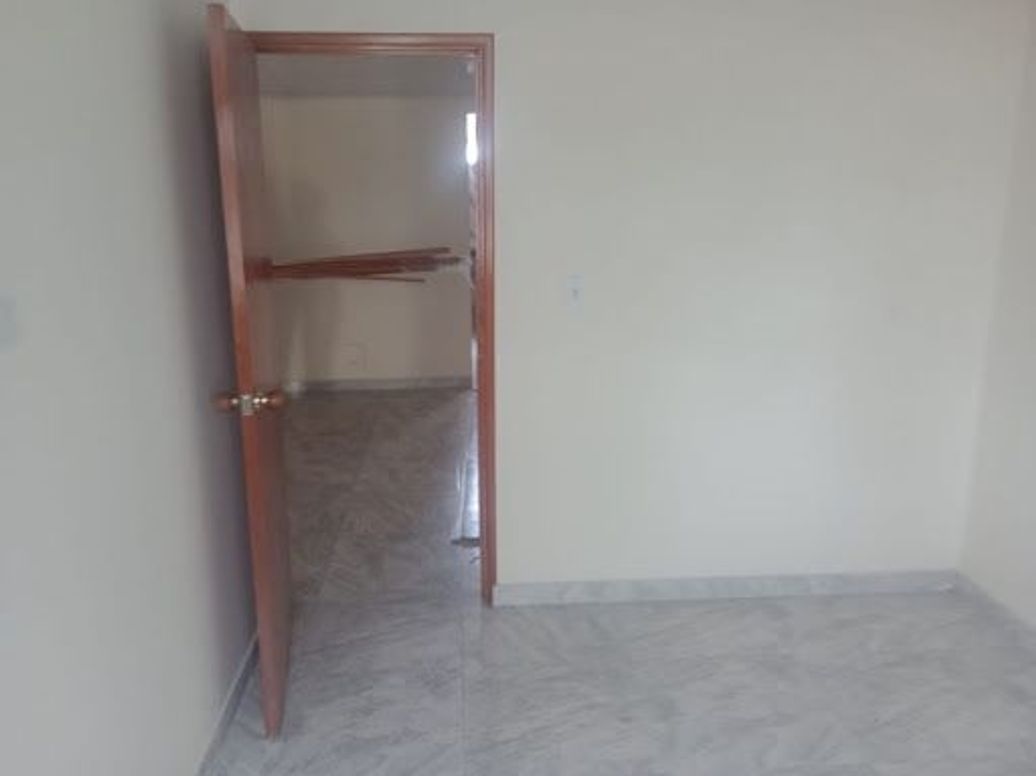 Casa de 6 alcobas en venta en Mandalay 1, Bogotá, 177 m² · foto 6 de 10