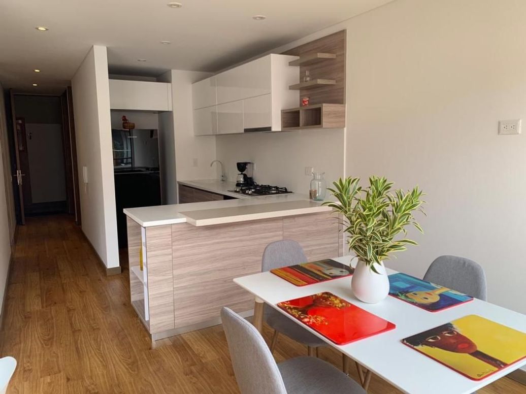 Apartamento de 1 alcoba en arriendo en Santa Barbara Central, Bogotá, 59 m² · foto 8 de 20