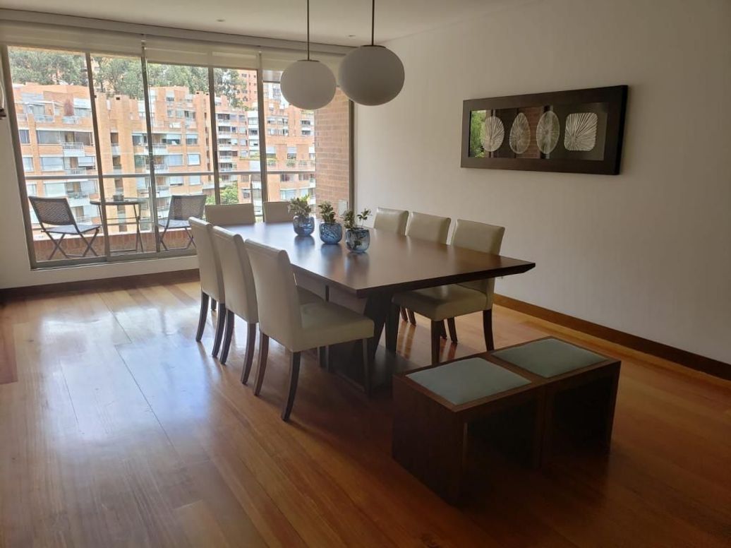 Apartamento de 3 alcobas en venta en La Acanada, Bogotá, 270 m² · foto 8 de 20