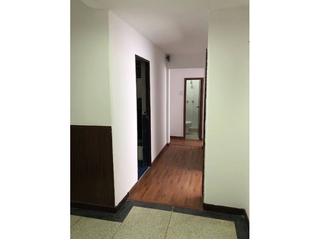 Casa de 12 alcobas en venta en Teusaquillo, Bogotá, 187 m² · foto 9 de 17