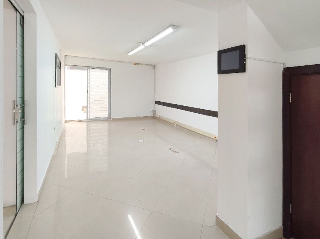 Casa de 16 alcobas en venta en Las Acacias, Bogotá, 460 m² · foto 6 de 16