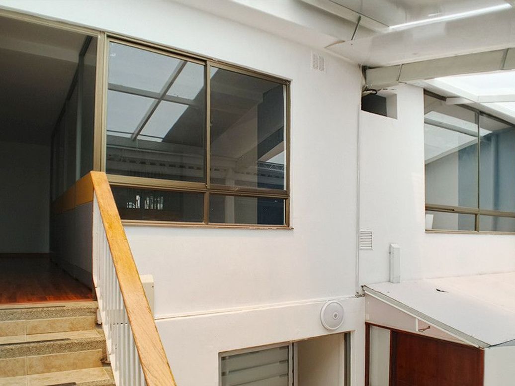Casa de 16 alcobas en venta en Las Acacias, Bogotá, 460 m² · foto 13 de 16