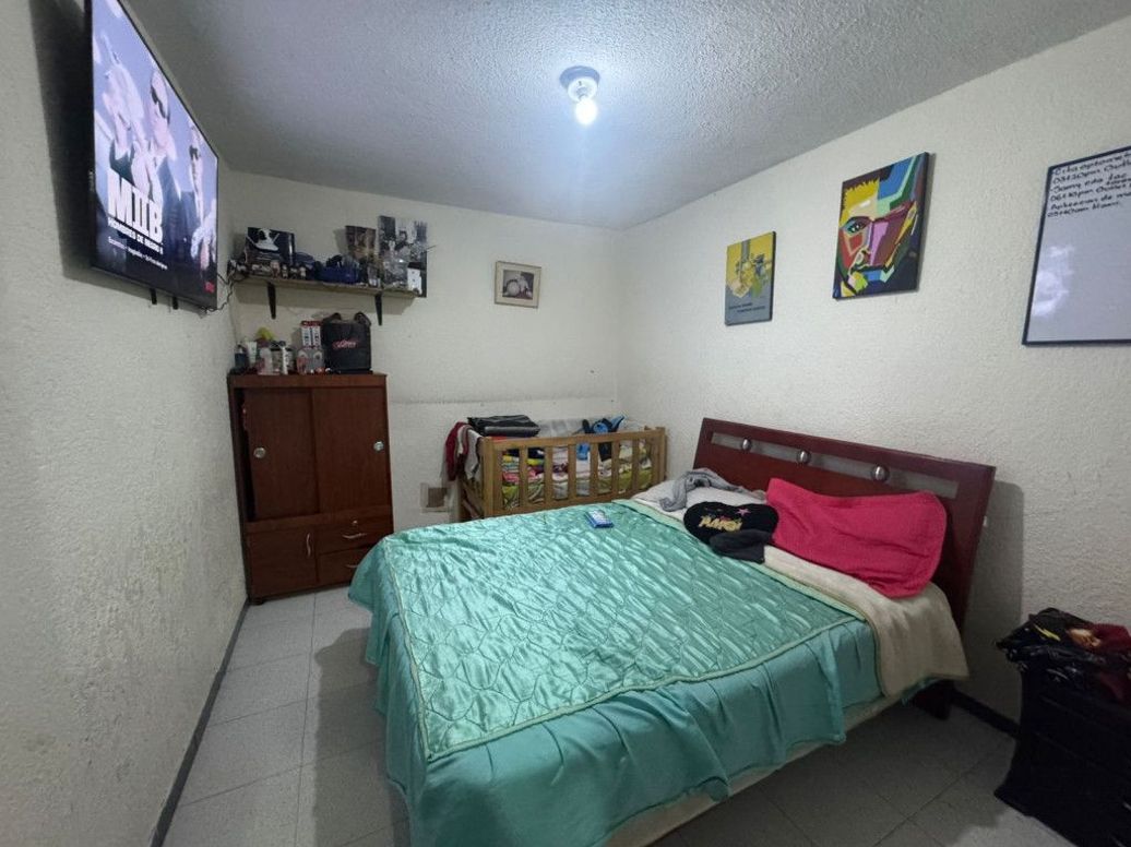 Casa de 11 alcobas en venta en Los Sauses, Bogotá, 266 m² · foto 4 de 19