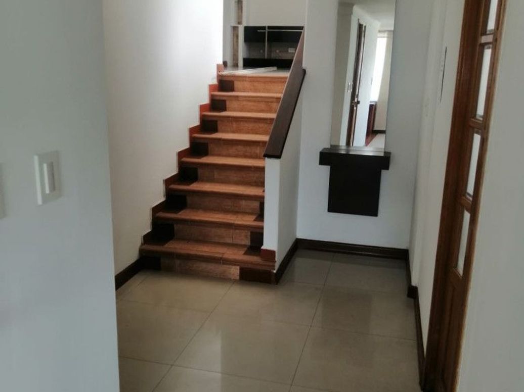 Apartamento de 4 alcobas en venta en Rincon Del Chicó, Bogotá, 260 m² · foto 14 de 20