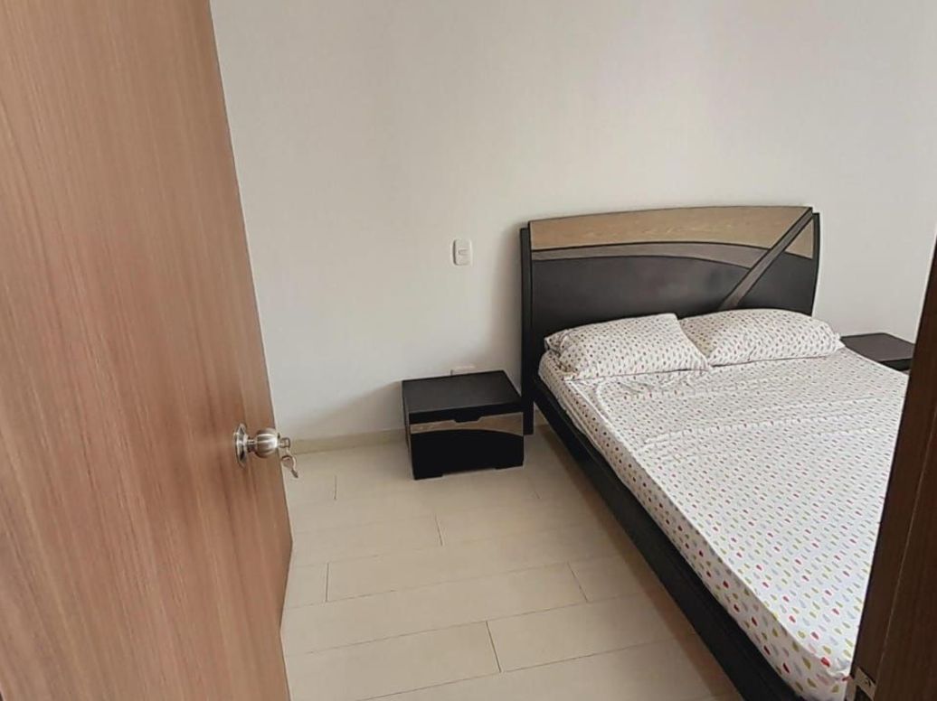 Apartaestudio en arriendo en Cjr Dos Torres 170, Bogotá, 37 m² · foto 16 de 20