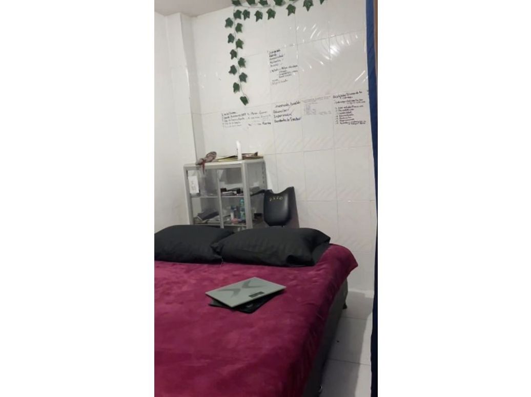 Casa de 11 alcobas en venta en El Rincon, Bogotá, 66 m² · foto 9 de 13