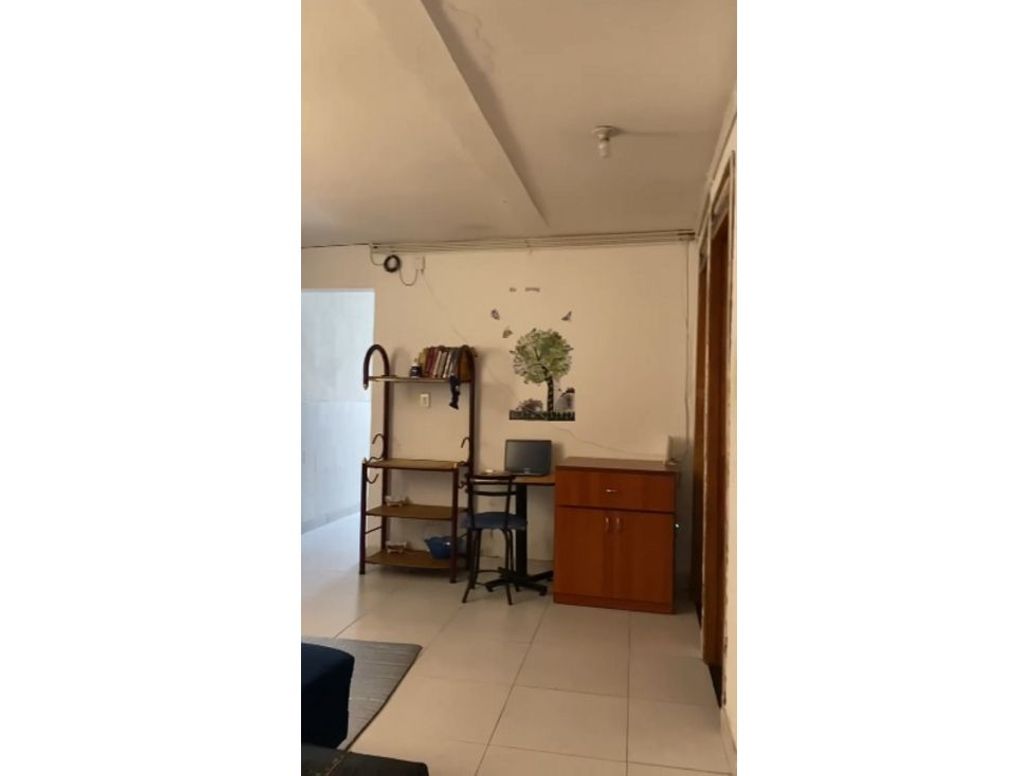 Casa de 11 alcobas en venta en El Rincon, Bogotá, 66 m² · foto 10 de 13