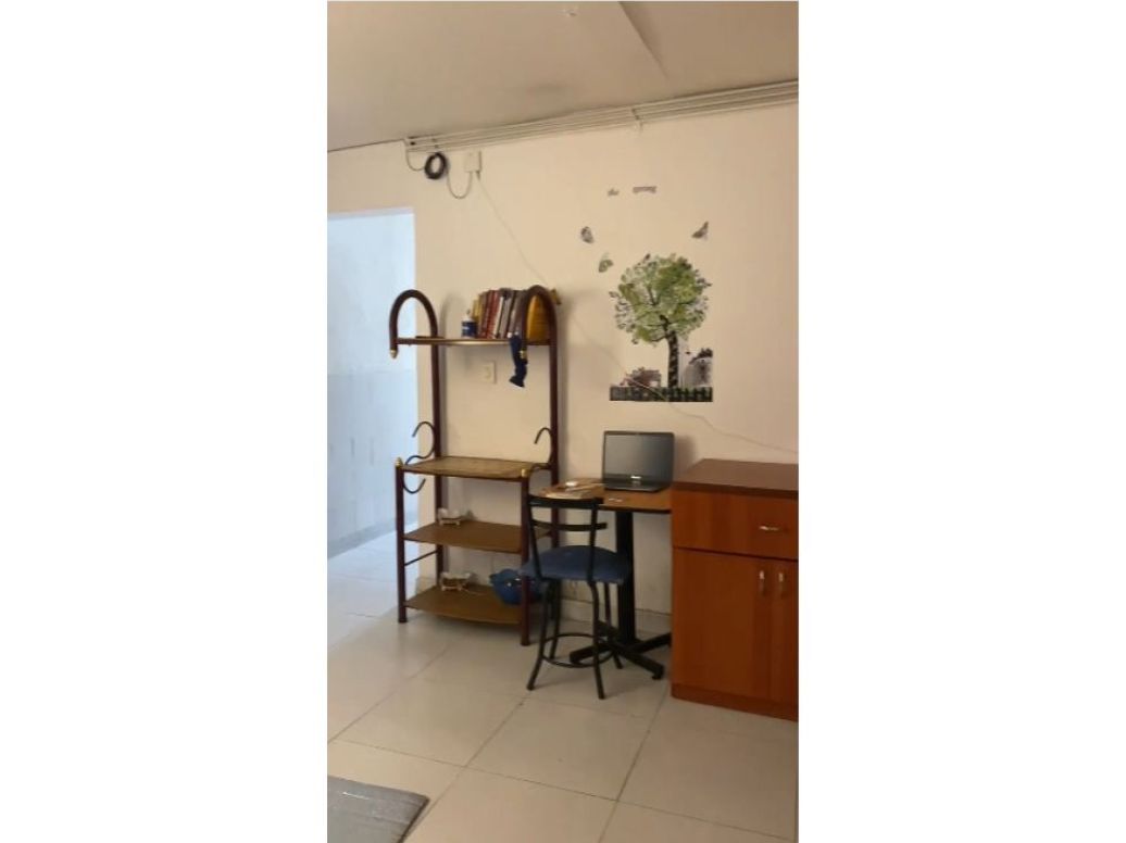 Casa de 11 alcobas en venta en El Rincon, Bogotá, 66 m² · foto 11 de 13