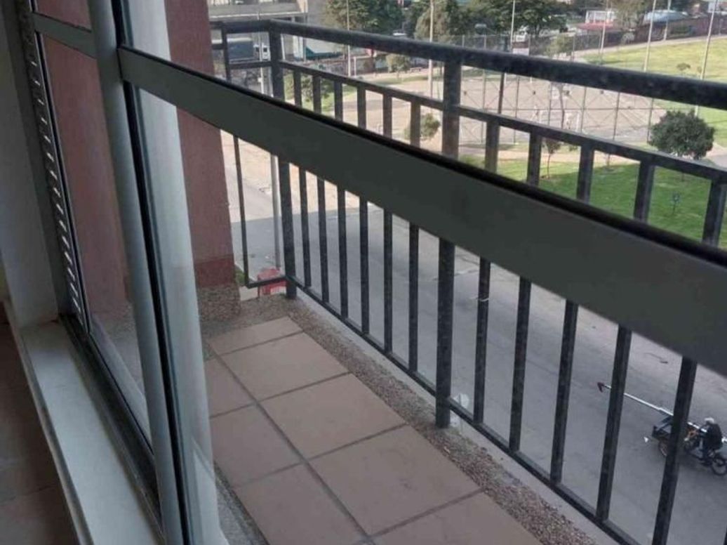 Apartamento de 2 alcobas en venta en Almagrario, Bogotá, 36 m² · foto 4 de 20