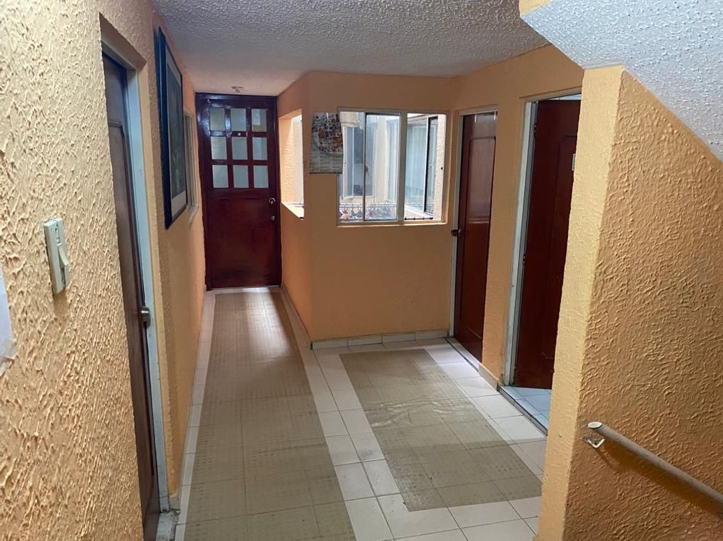 Casa de 10 alcobas en venta en Villa Nueva, Bogotá, 80 m² · foto 5 de 6