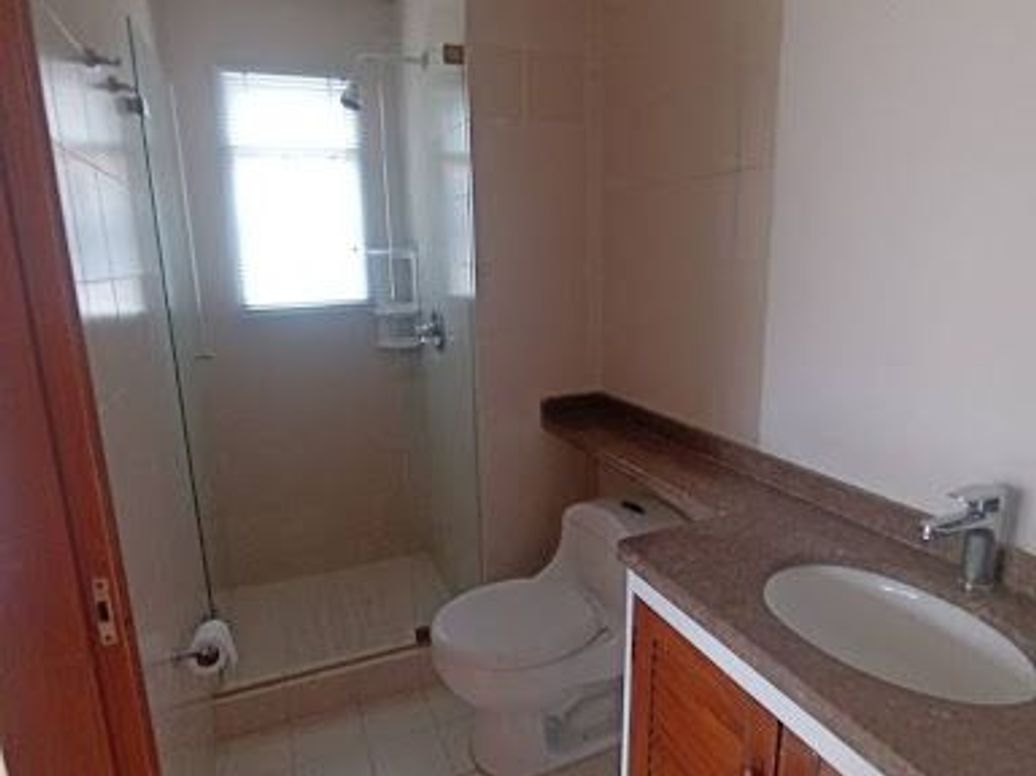 Apartamento de 3 alcobas en venta en La Carolina, Bogotá, 119 m² · foto 12 de 19