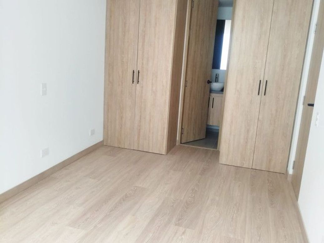 Apartamento de 1 alcoba en venta en Chapinero Norte, Bogotá, 29 m² · foto 2 de 11