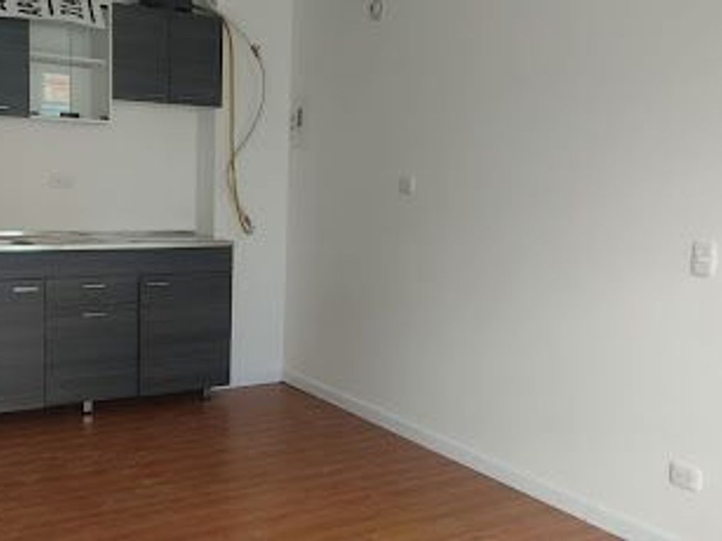 Apartaestudio en arriendo en Ciudad Kennedy Central, Bogotá, 22 m² · foto 3 de 10