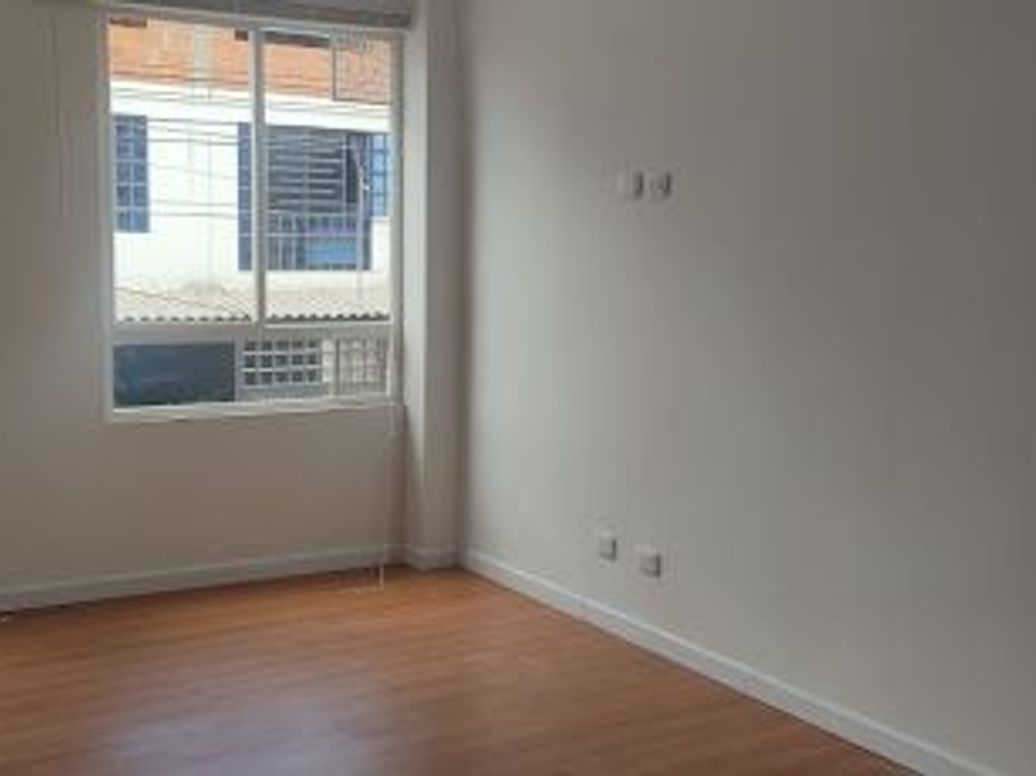 Apartaestudio en arriendo en Ciudad Kennedy Central, Bogotá, 22 m² · foto 4 de 10