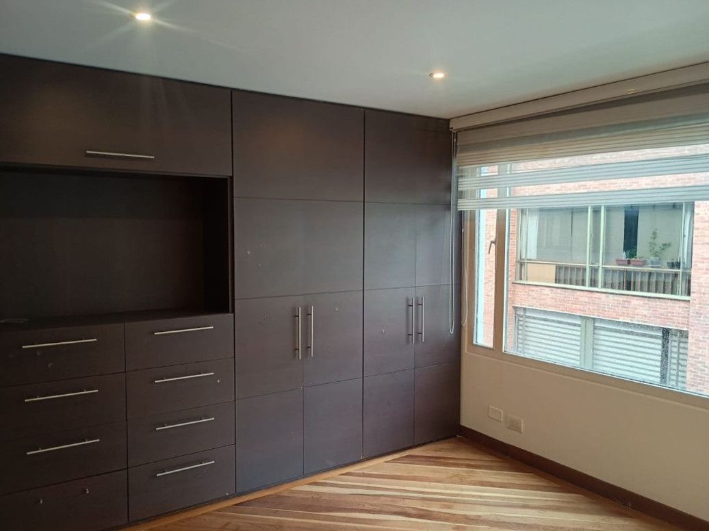 Apartamento de 3 alcobas en venta en Molinos Norte, Bogotá, 134 m² · foto 12 de 18