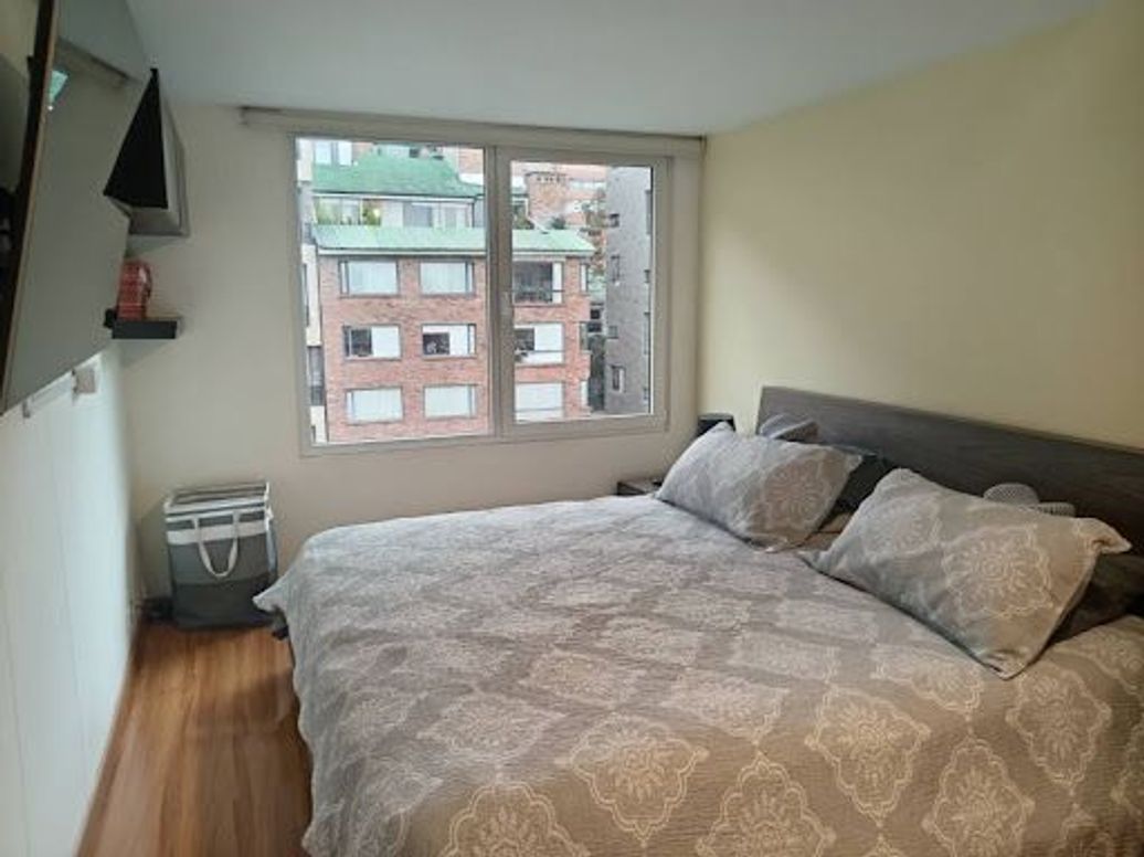Apartamento de 3 alcobas en venta en Los Rosales, Bogotá, 123 m² · foto 7 de 13