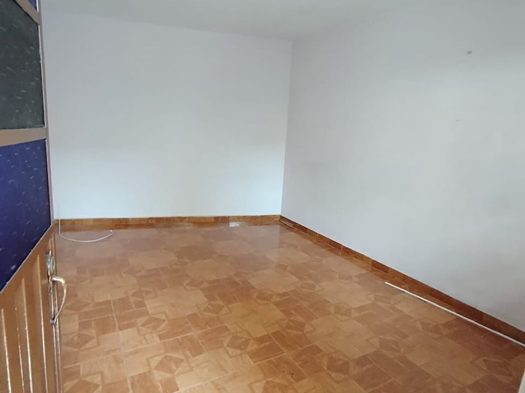 Casa de 10 alcobas en venta en Carvajal, Bogotá, 150 m² · foto 5 de 20