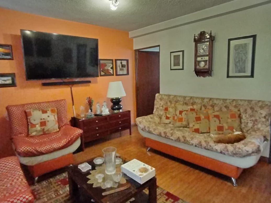 Casa de 10 alcobas en venta en Carvajal, Bogotá, 150 m² · foto 9 de 20